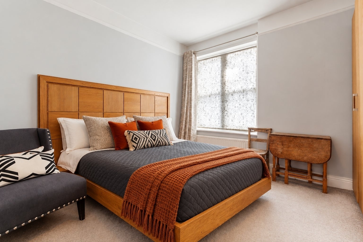 Flat Prince of Wales Drive in Greater London