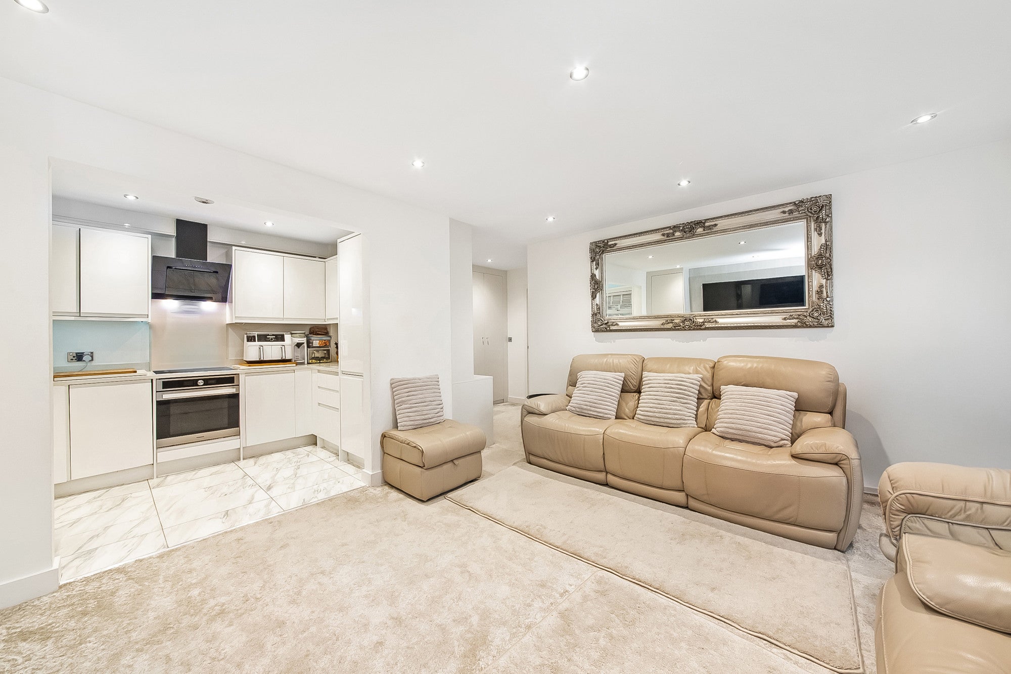 Flat Corelli Road in Greater London