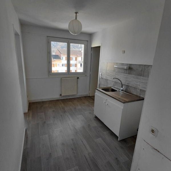 Appartement Rue Joliot-Curie à Saint-Martin-d'Hères