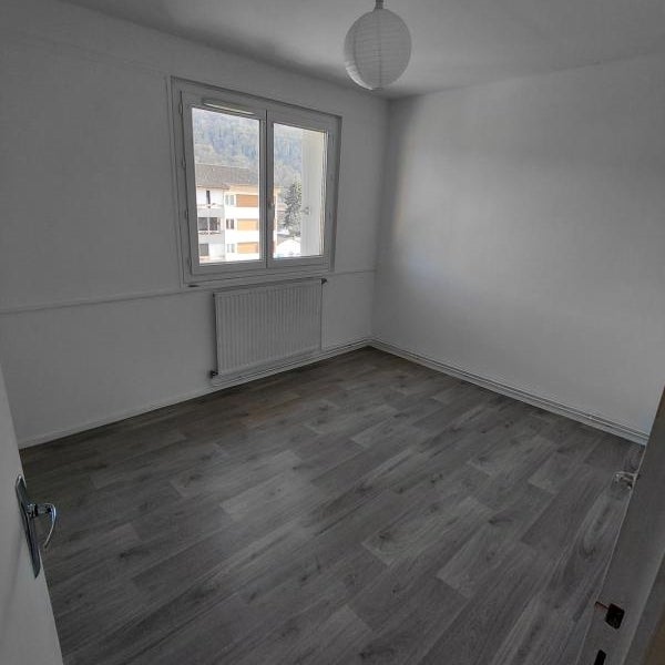 Appartement Rue Joliot-Curie à Saint-Martin-d'Hères