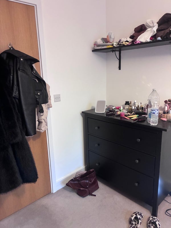 Room Barking Road in Greater London