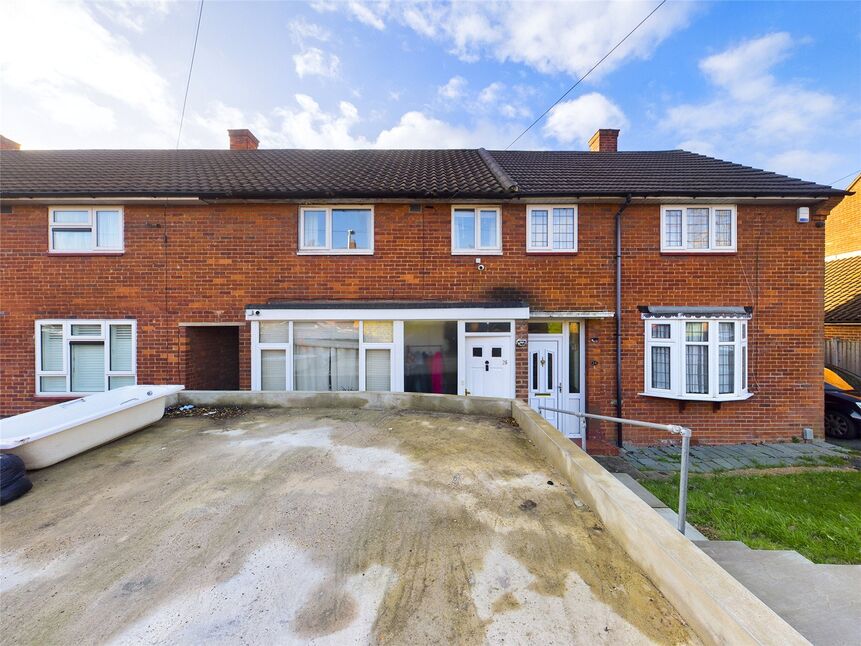 House Dudley Road in Greater London