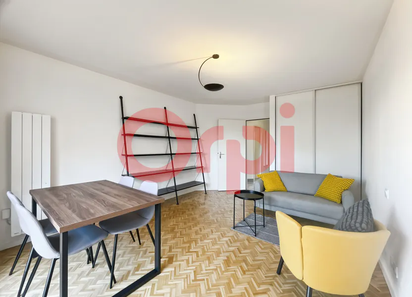 Appartement Avenue des Frères Lumière à Lyon