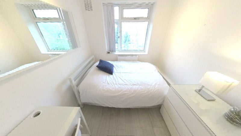 Room Clapham Road Estate in Greater London