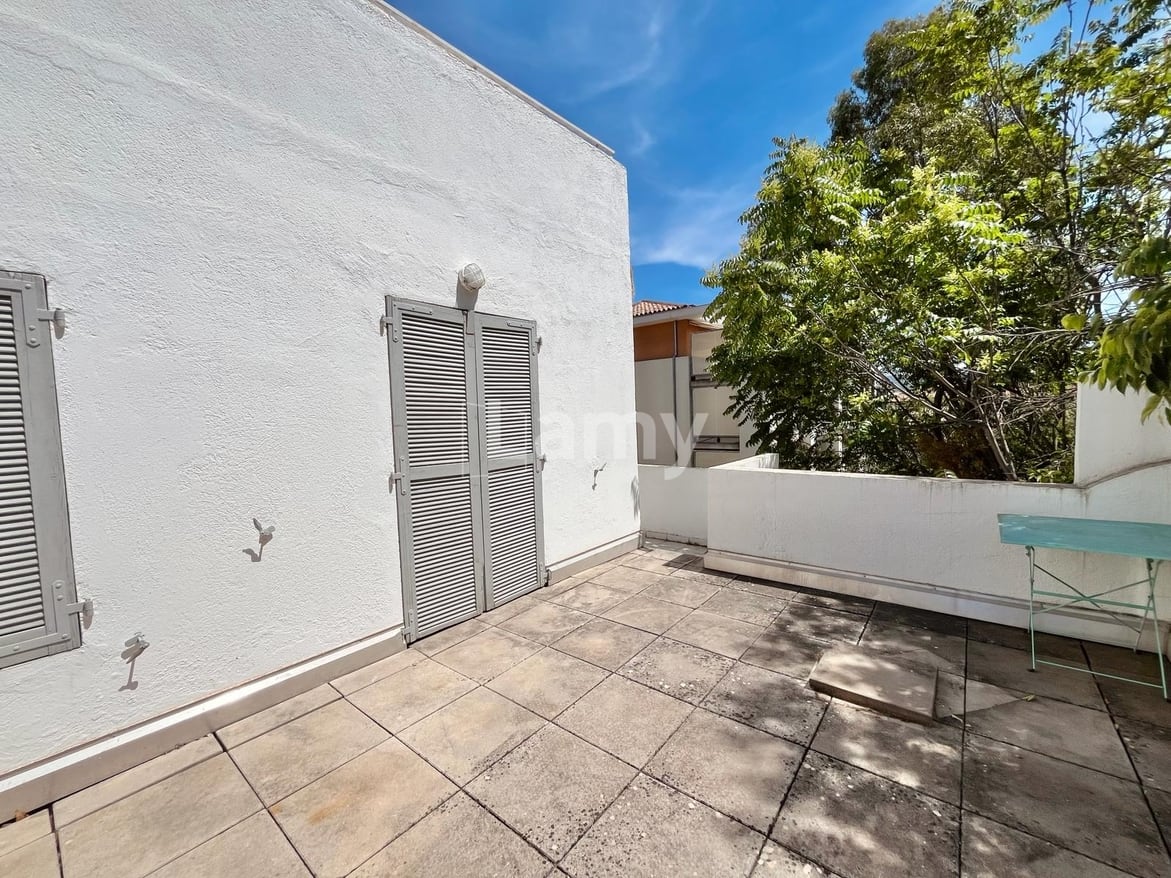 Flat Boulevard Albert Charrier in Aix-en-Provence