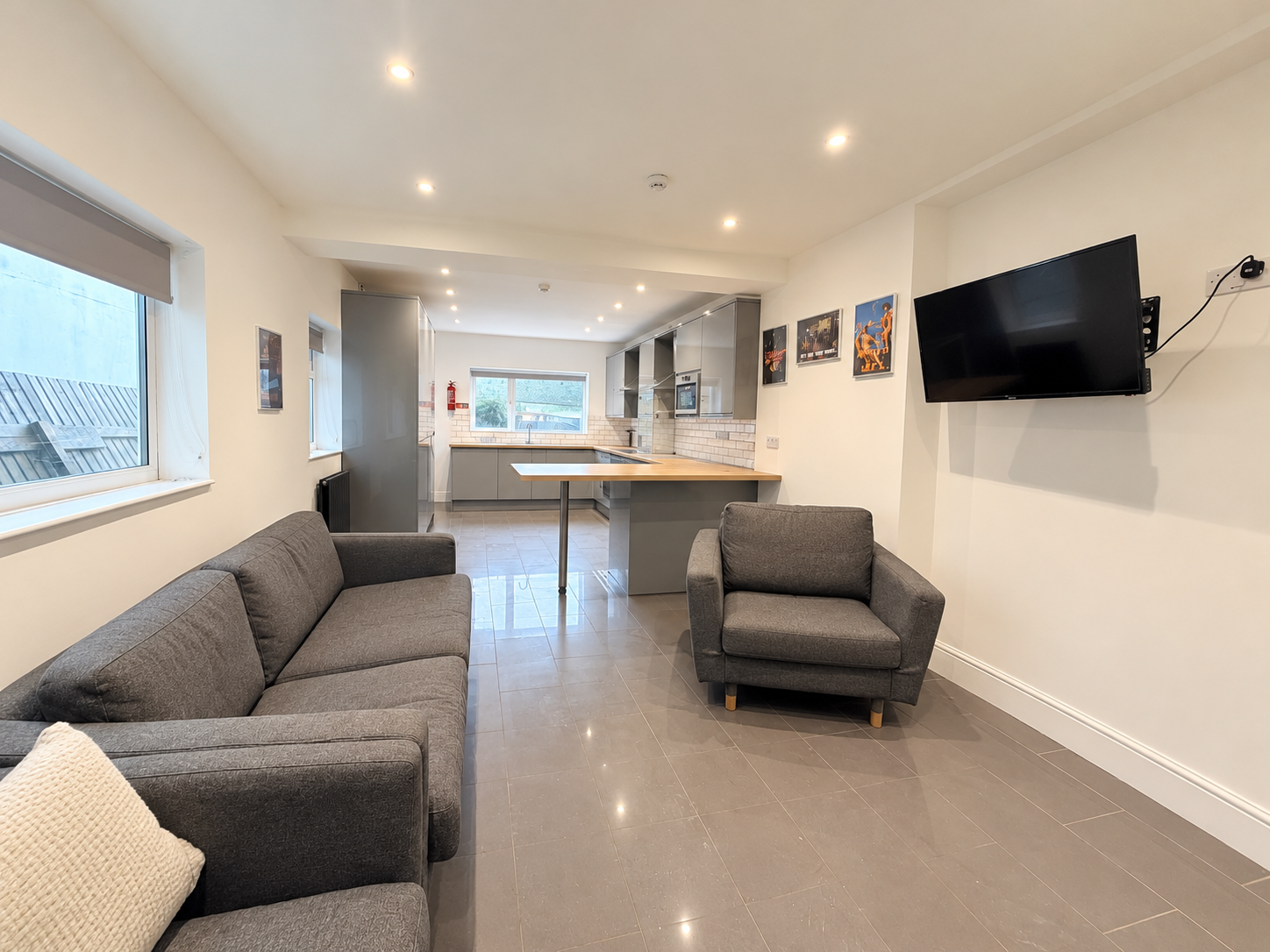Room Finsbury Terrace in Swansea
