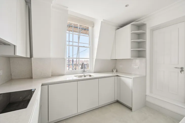 Flat Sloane Street in Greater London