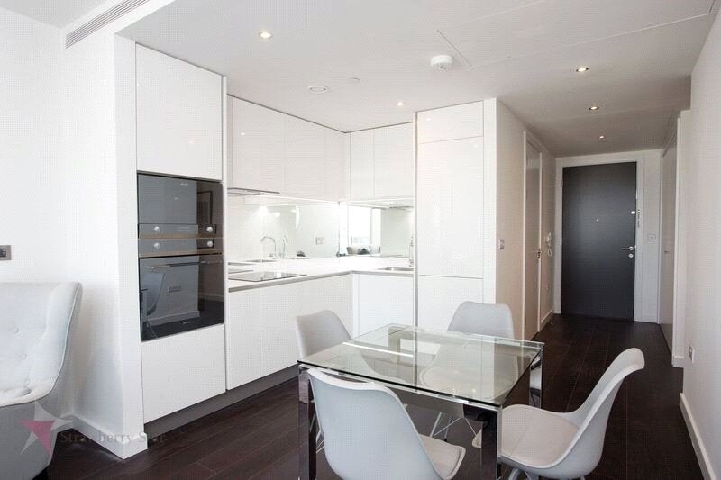 Flat Wandsworth Road in Greater London