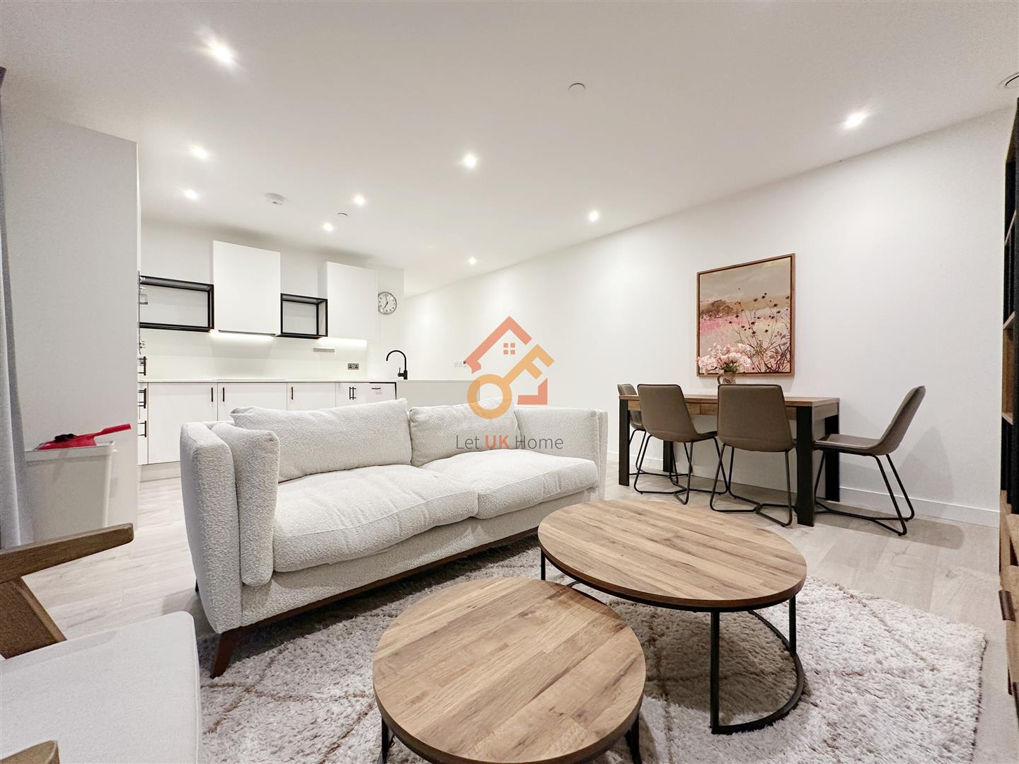 Flat Coster Avenue in London