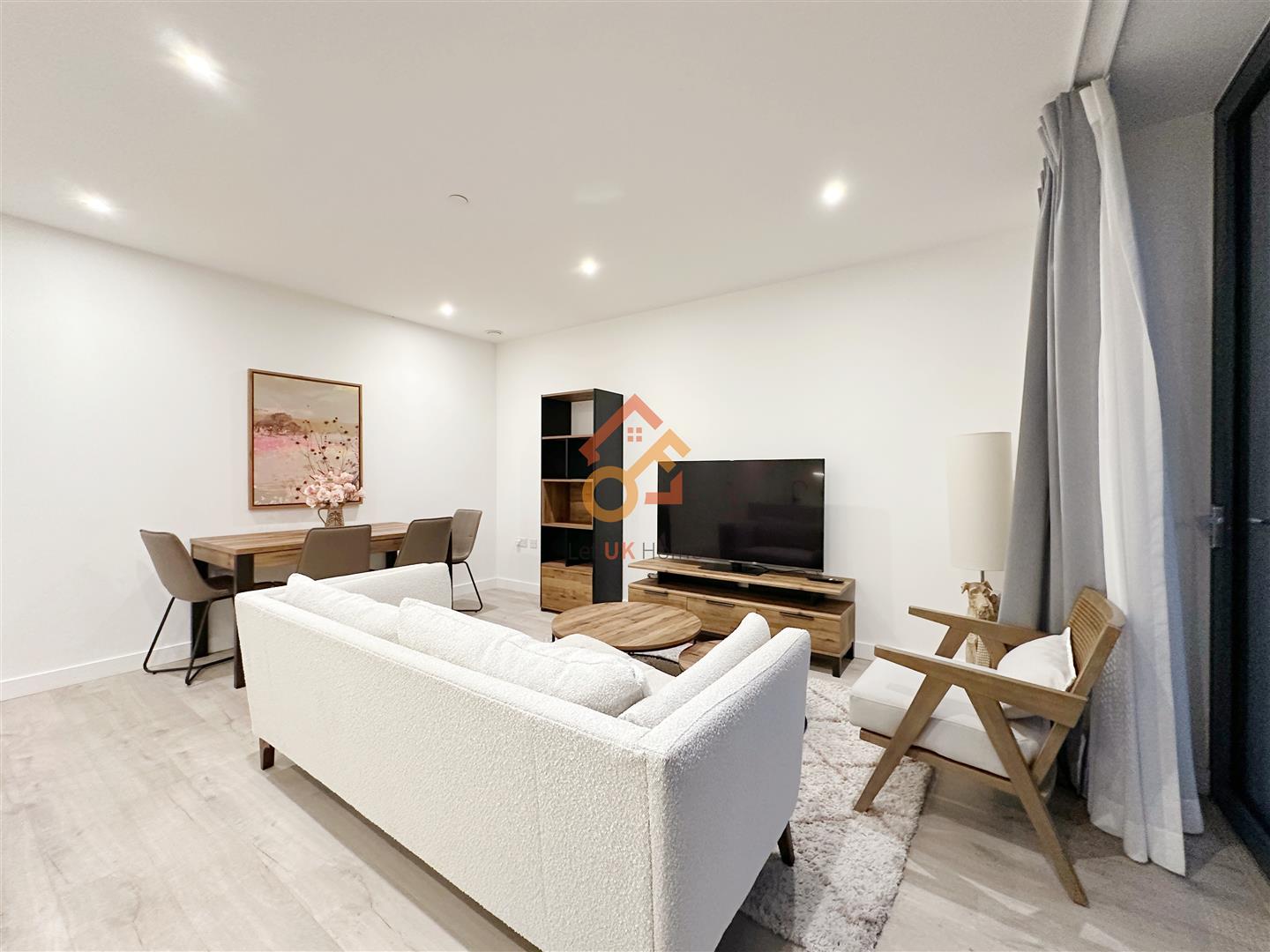 Flat Coster Avenue in London