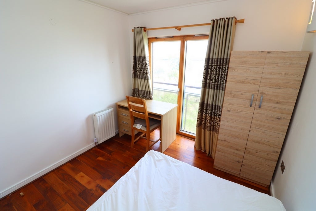 Room Globe Road in Greater London