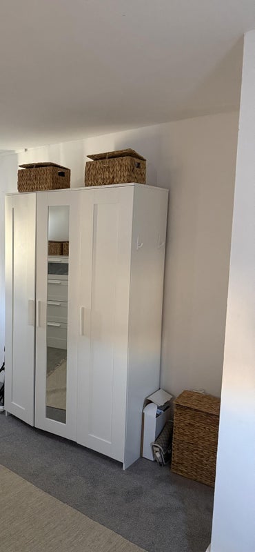 Room Ashbourne Road in Greater London