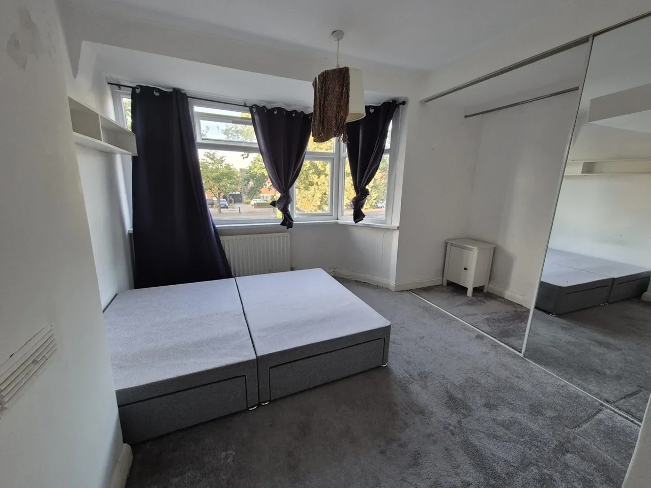 Room Uxbridge Road in Greater London
