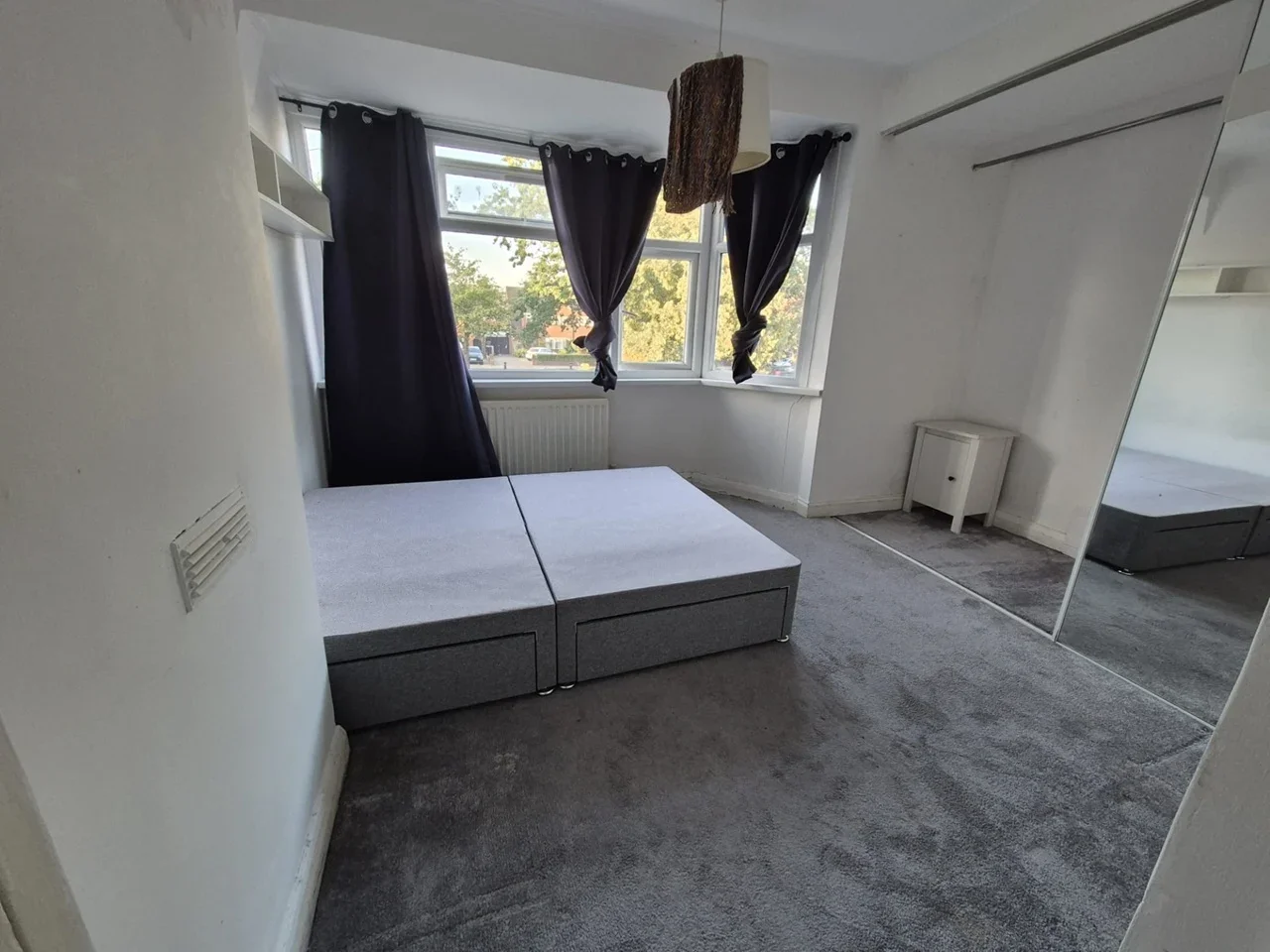 Room Uxbridge Road in Greater London