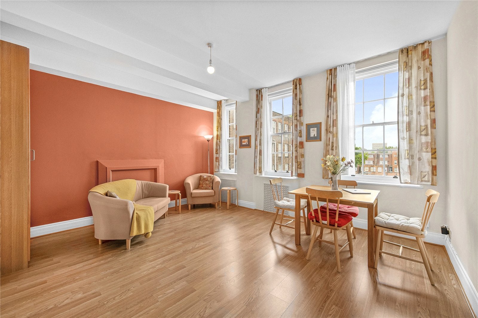 Flat Queensway in City of Westminster