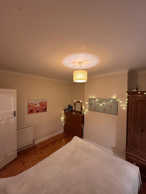 Room Raven Hill Road in Greater London