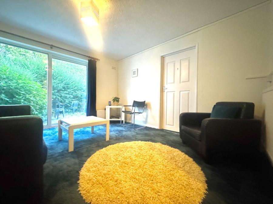 Room Ancress Close in Canterbury