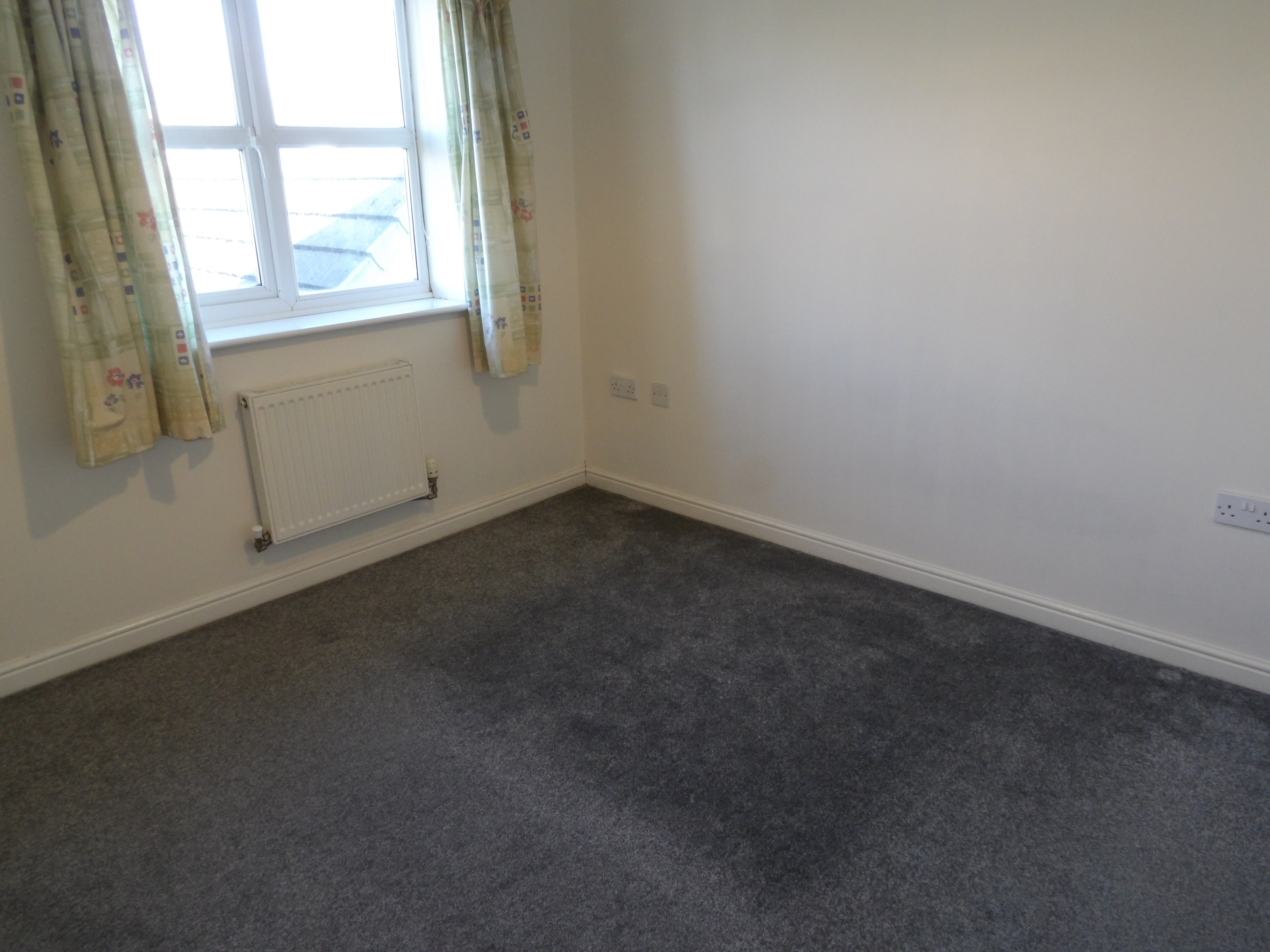House Seacole Close in Guide