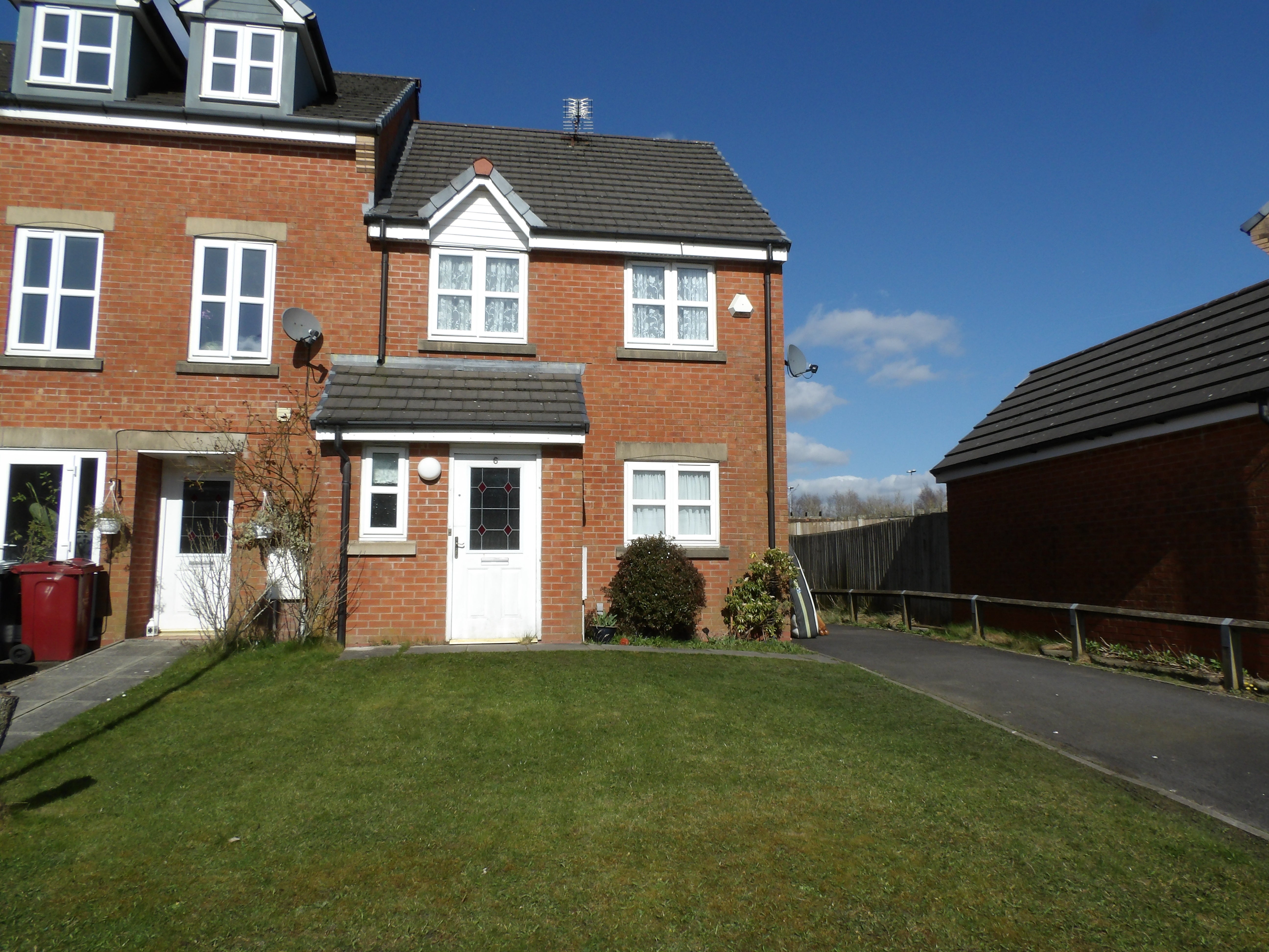 House Seacole Close in Guide