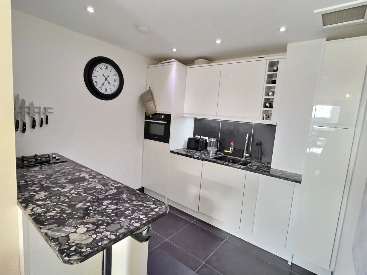 Flat Fortess Road in Greater London
