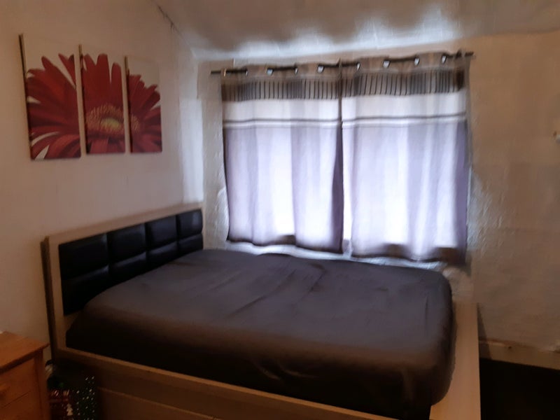 Room Whitburn Avenue in Birmingham
