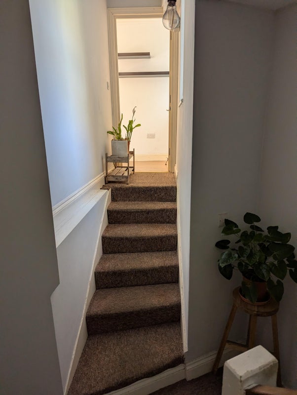 Room Eleanor Road in Greater London