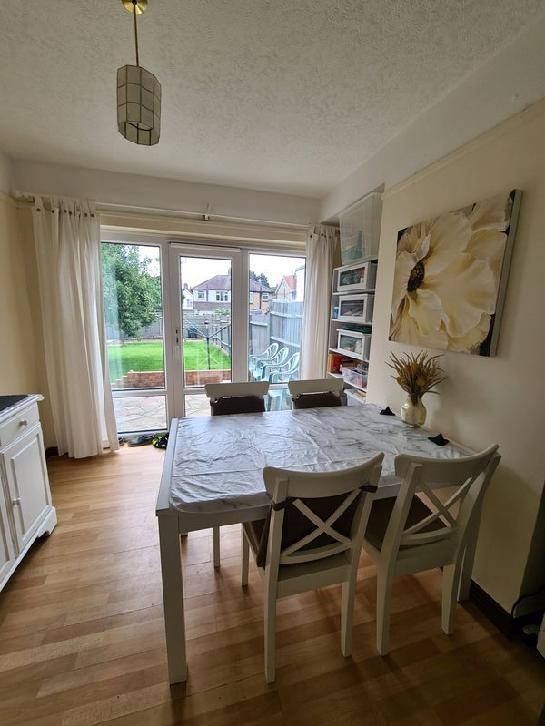 Room Landstead Road in Greater London