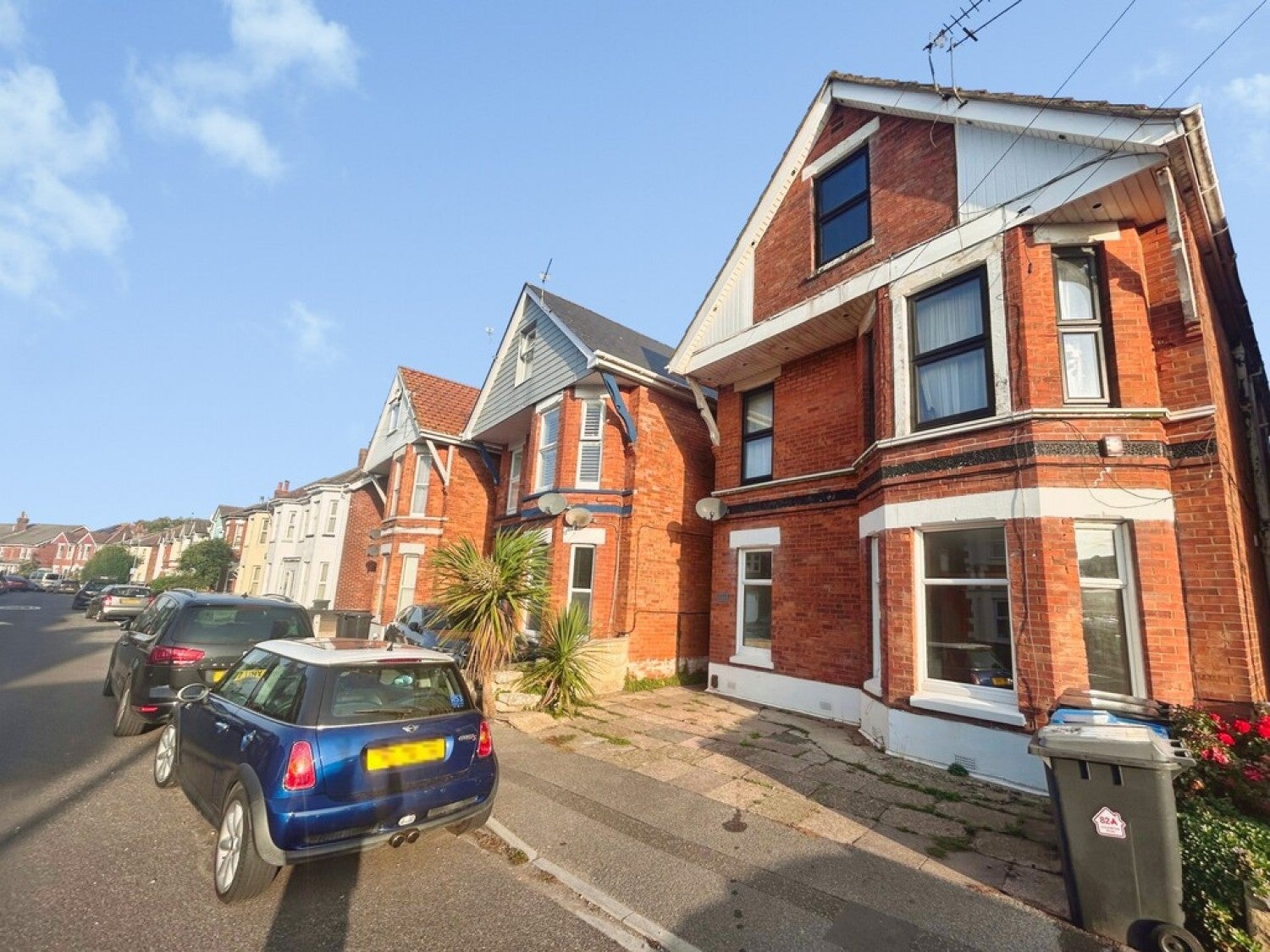 Flat Portman Road in Bournemouth