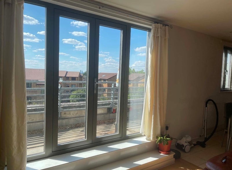 Room High Road Leytonstone in Greater London