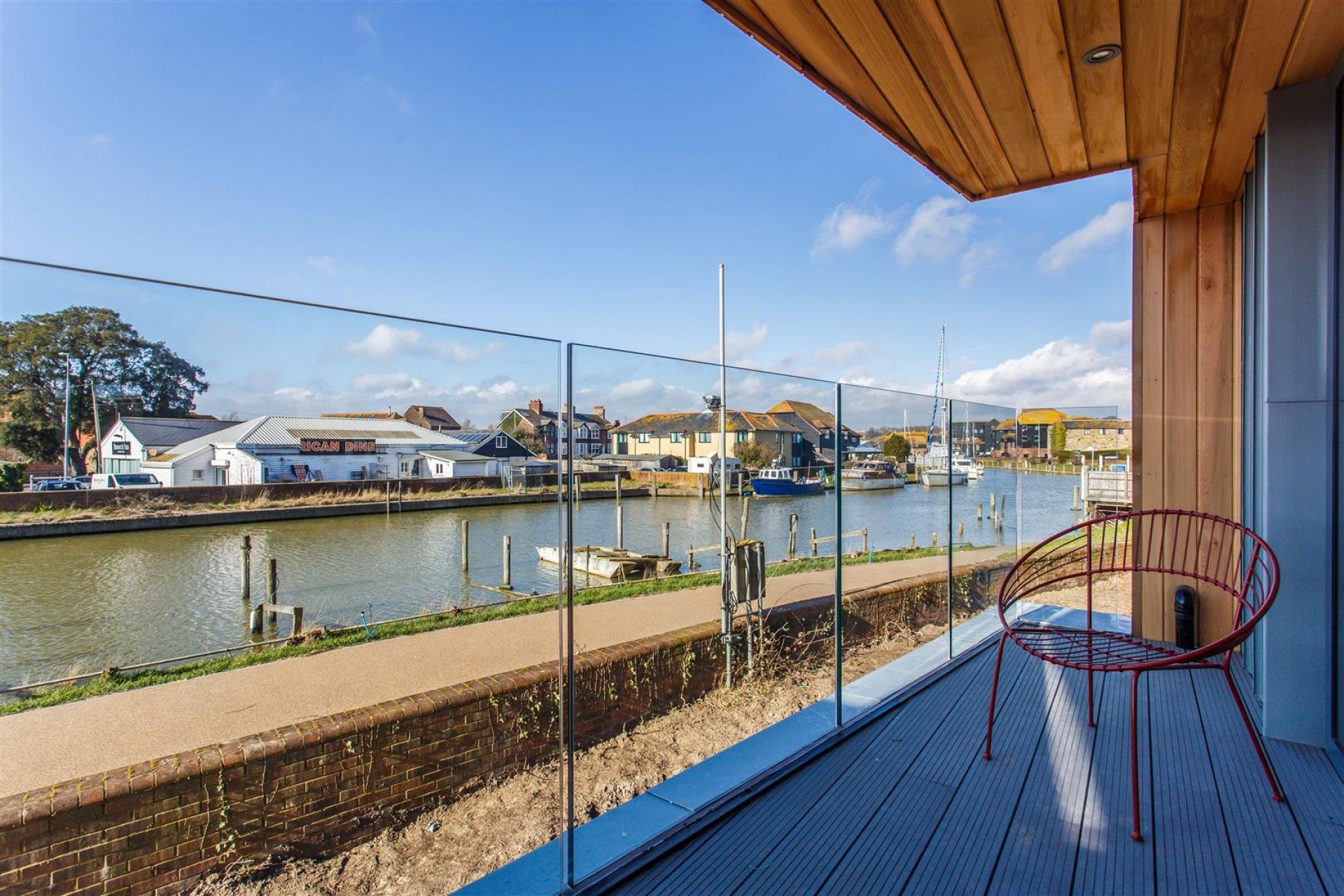 House Rock Channel Quay in Rother