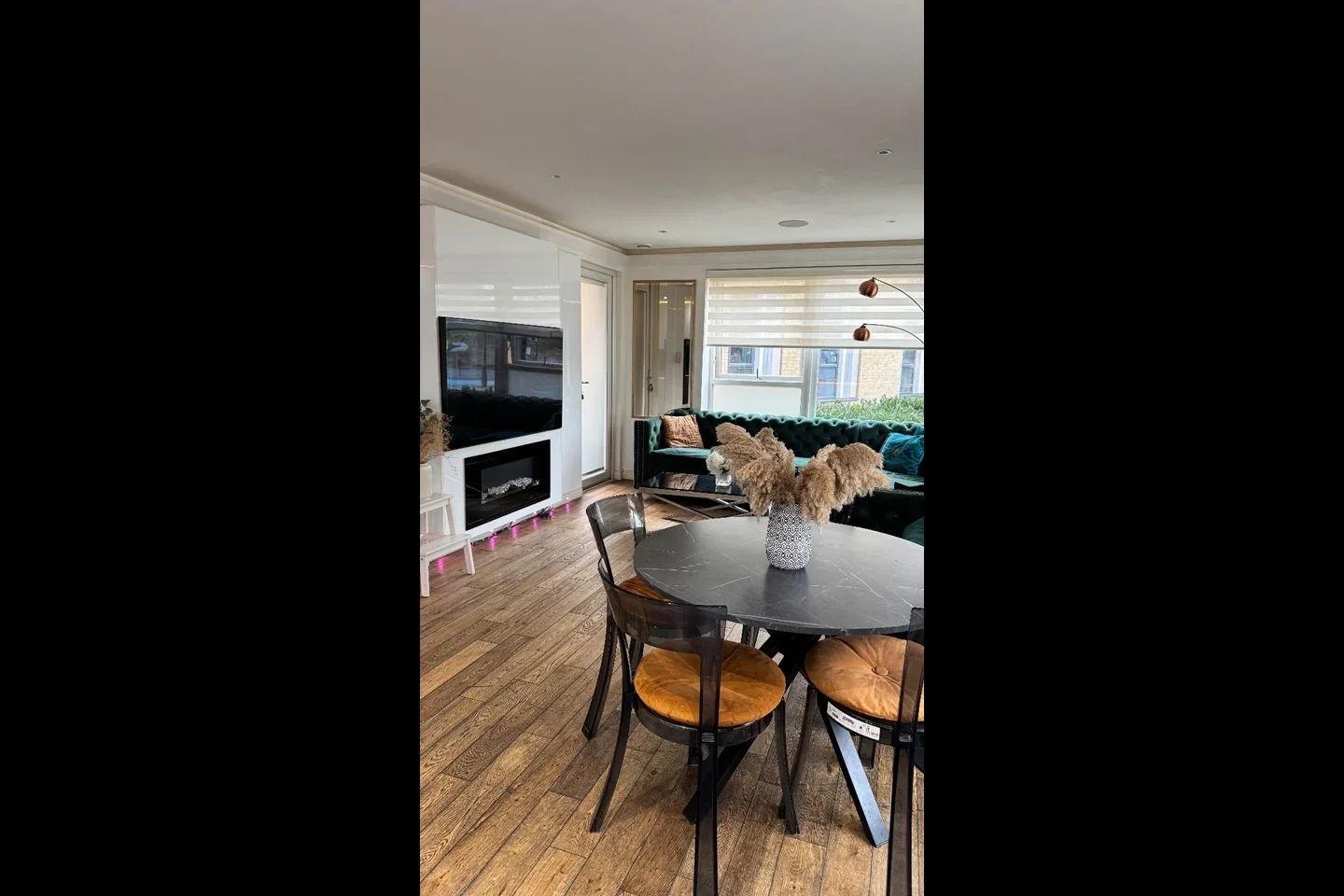 Flat Eltringham Street in Greater London