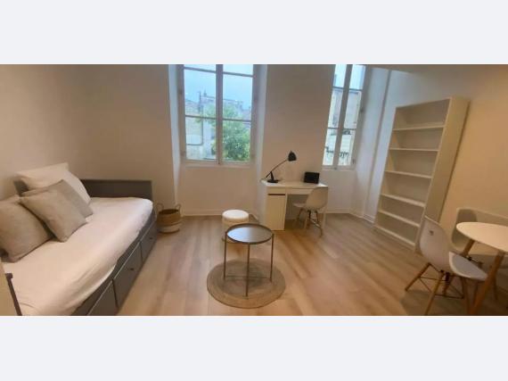 Flat Rue duffour-dubergier in Bordeaux