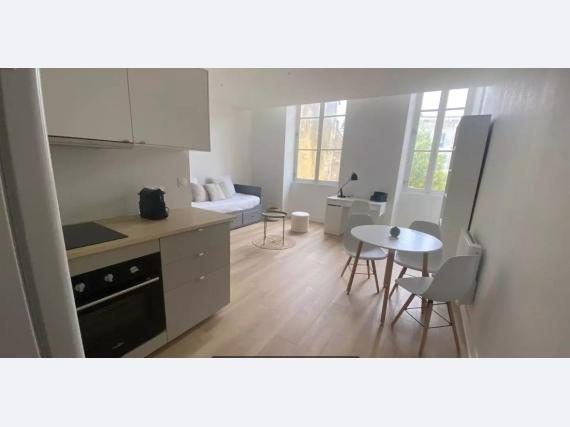 Chambre Rue duffour-dubergier à Bordeaux