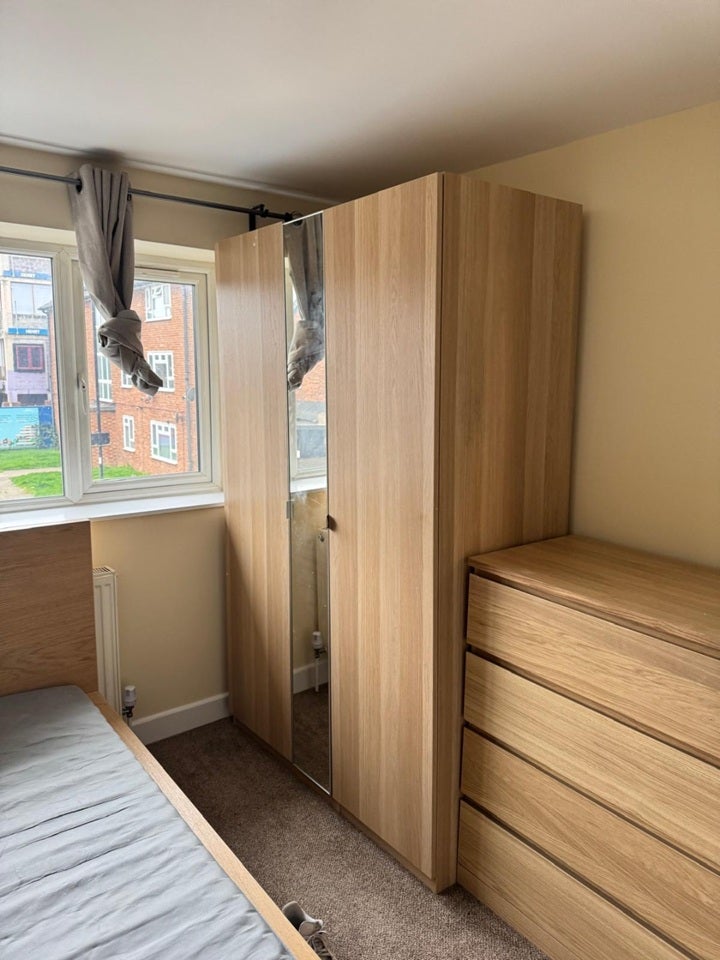 Room Evesham Close in Greater London