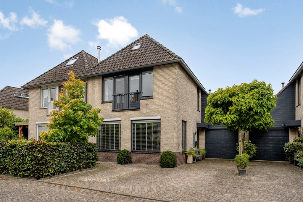 Huis Gebroeders Delhezstraat 6 in Steenbergen