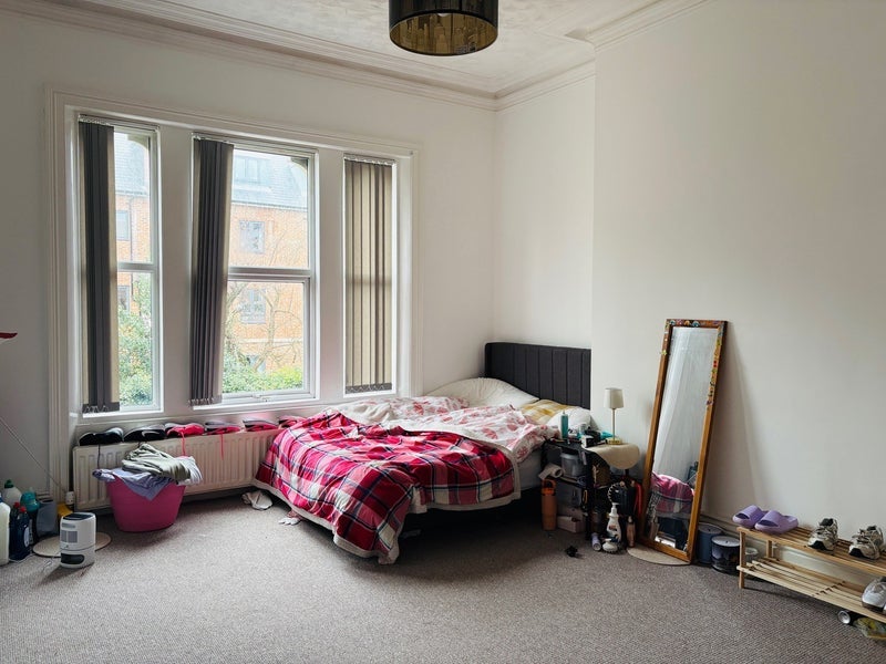 Room Mowbray Close in Sunderland