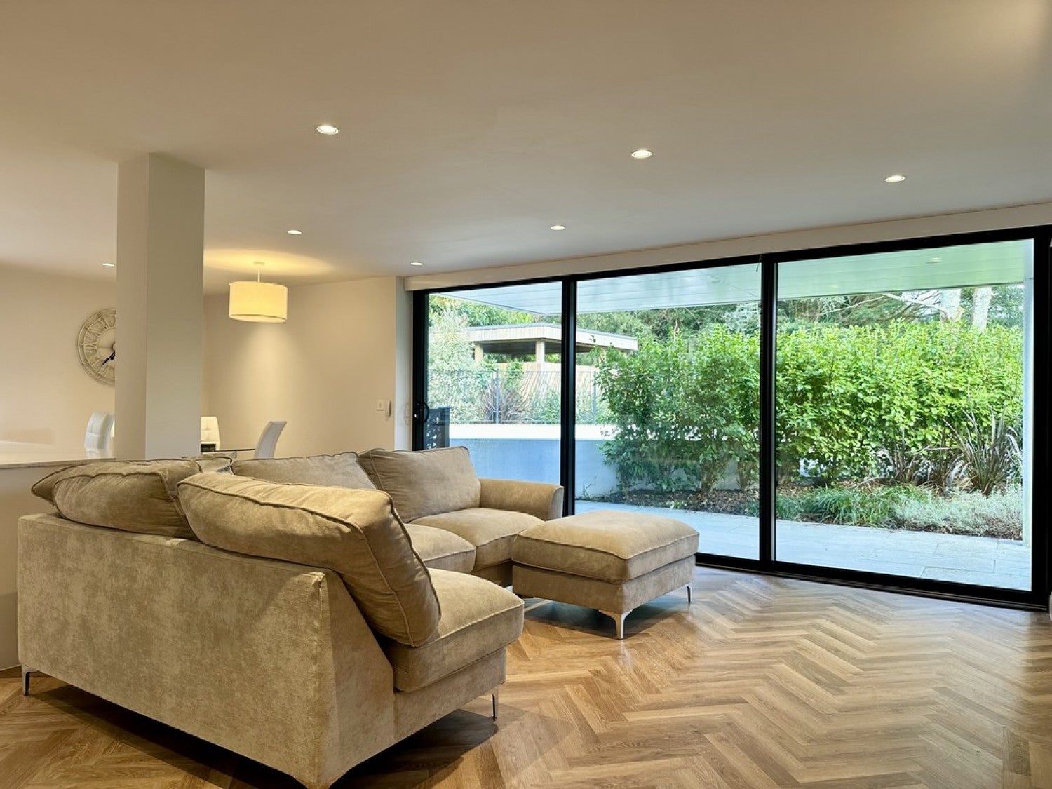 Flat Beaumont Road in Poole