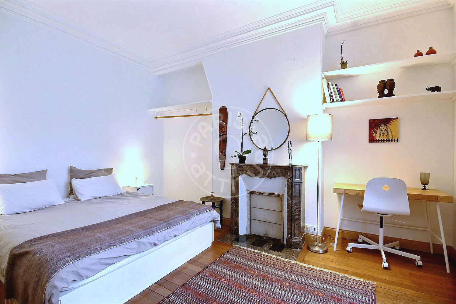 Flat Rue Fauvet in Paris