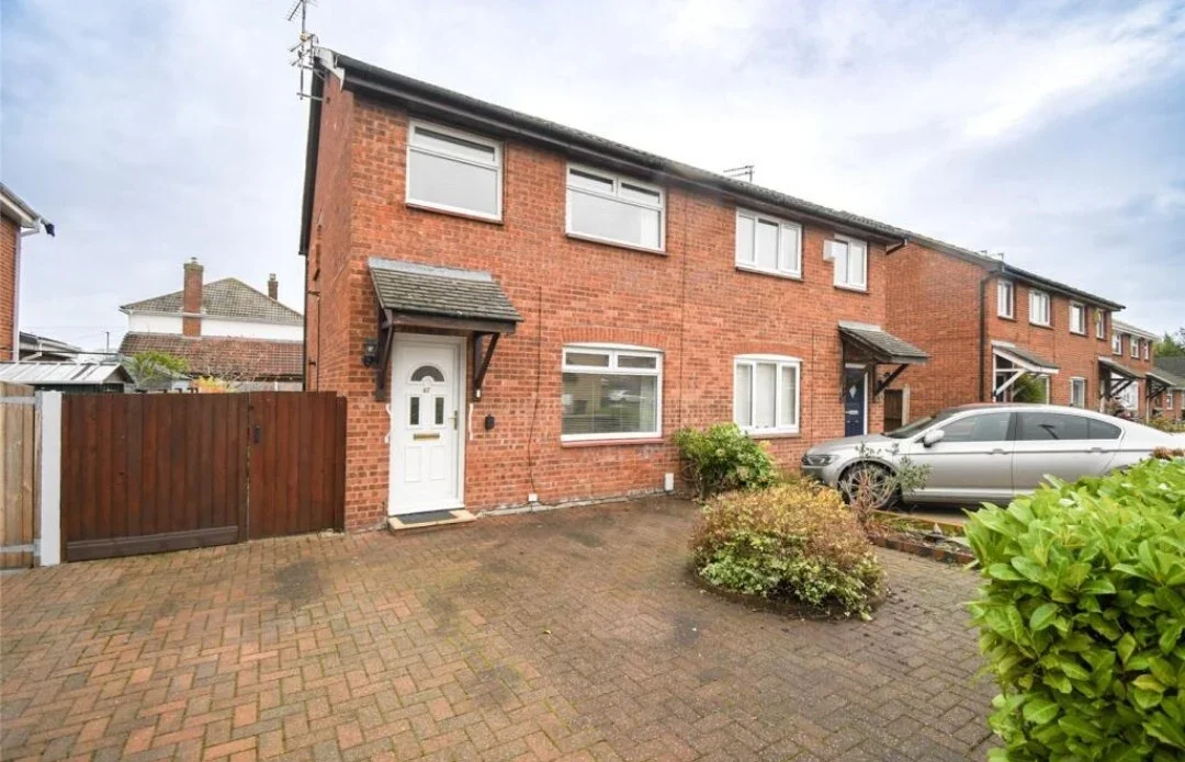 House Blackthorne Avenue in Ellesmere Port