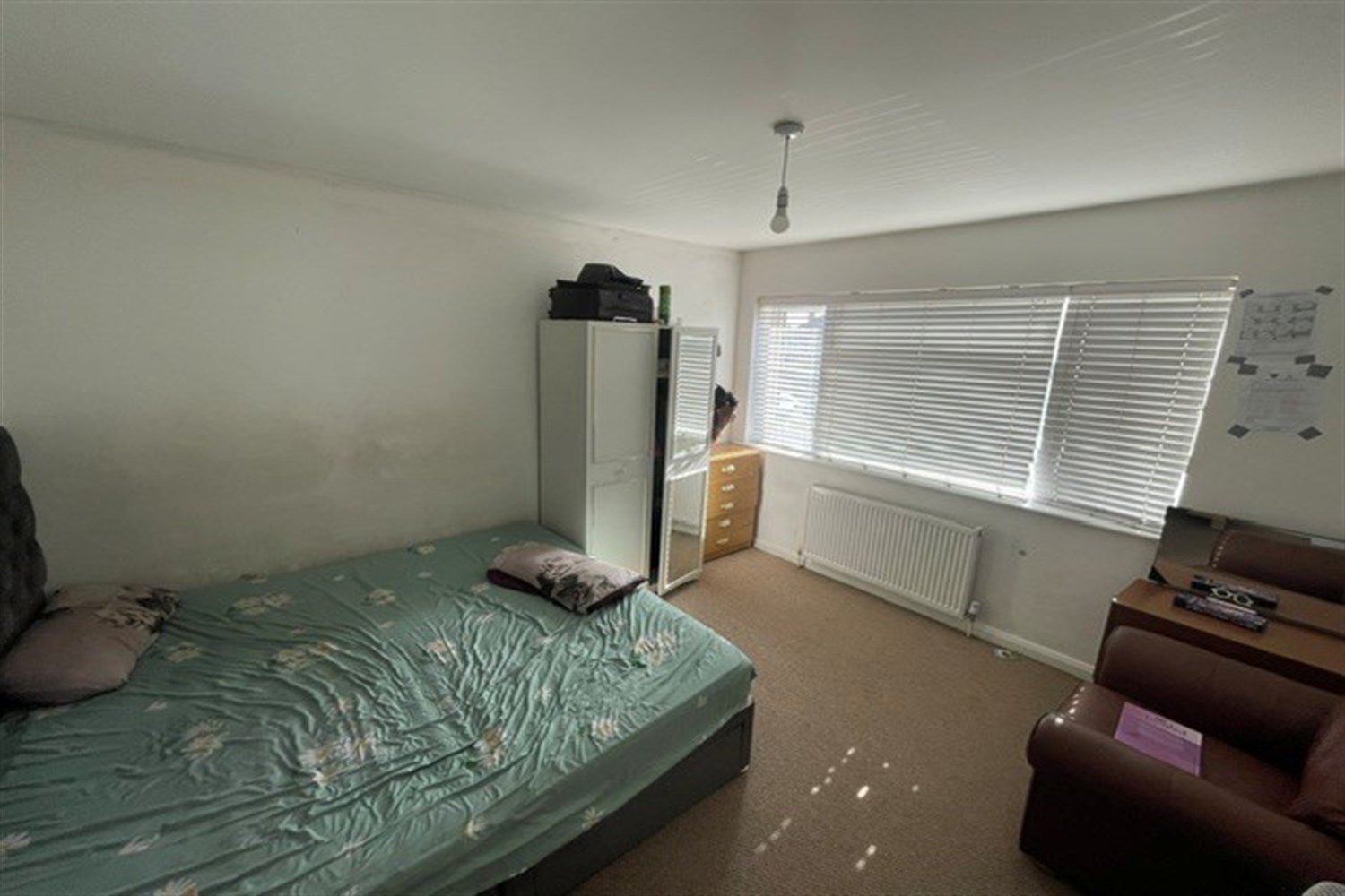 Flat Prince Avenue in Southend-on-Sea