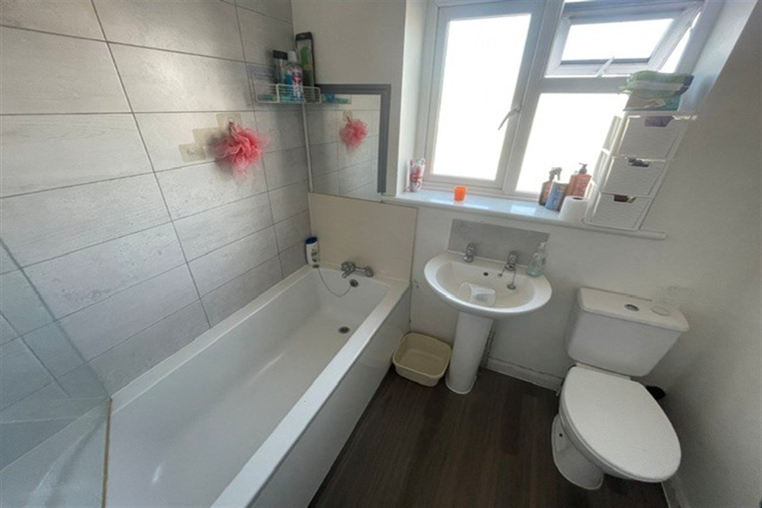Flat Prince Avenue in Southend-on-Sea