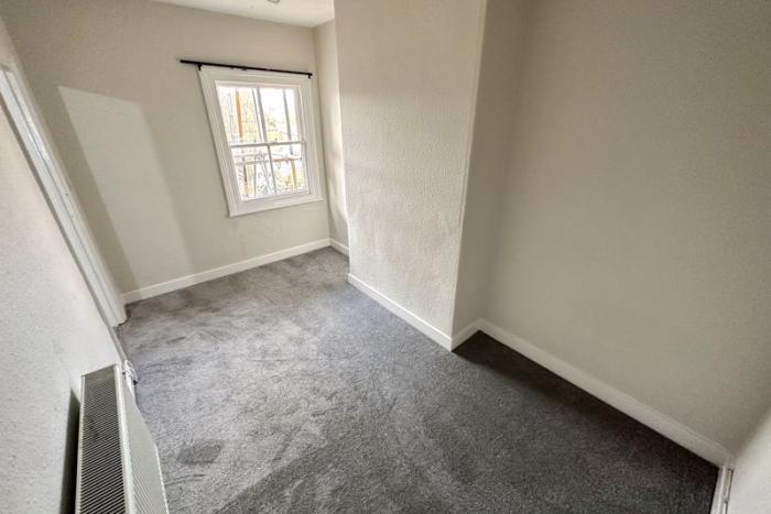 Flat Crowmere Road in Shrewsbury