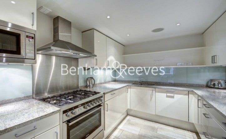 Flat Kensington Church Walk in Greater London