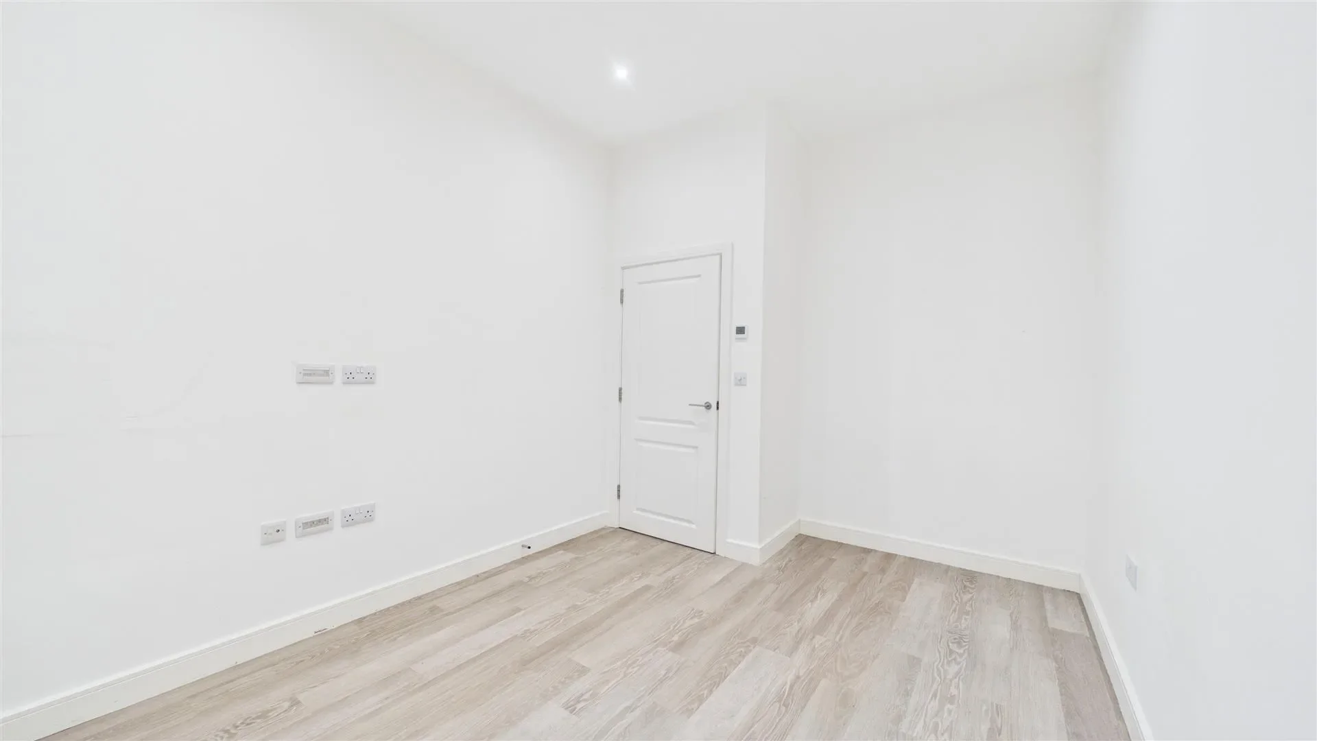 Flat Giles Cresent in Stevenage