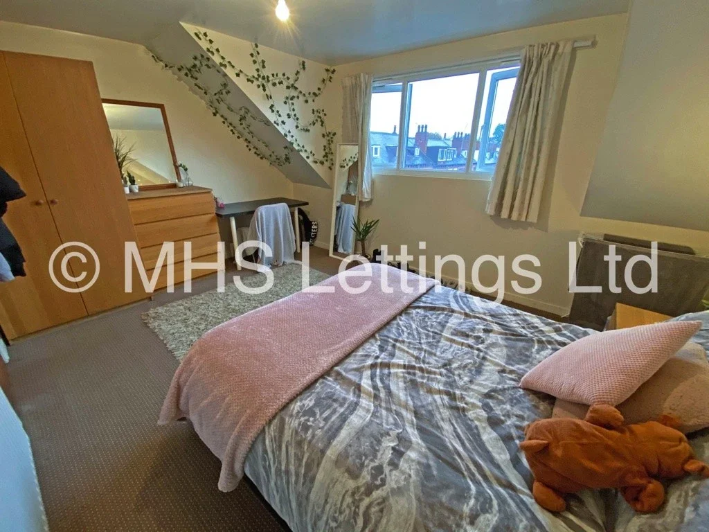 House Back Mayville Terrace in Leeds