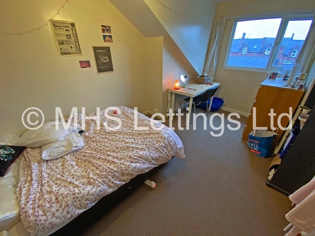 House Back Mayville Terrace in Leeds