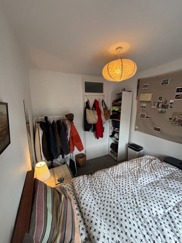 Room Seven Sisters Road in Greater London
