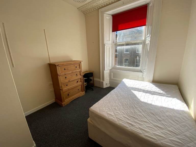 Flat Panmure Street in Dundee