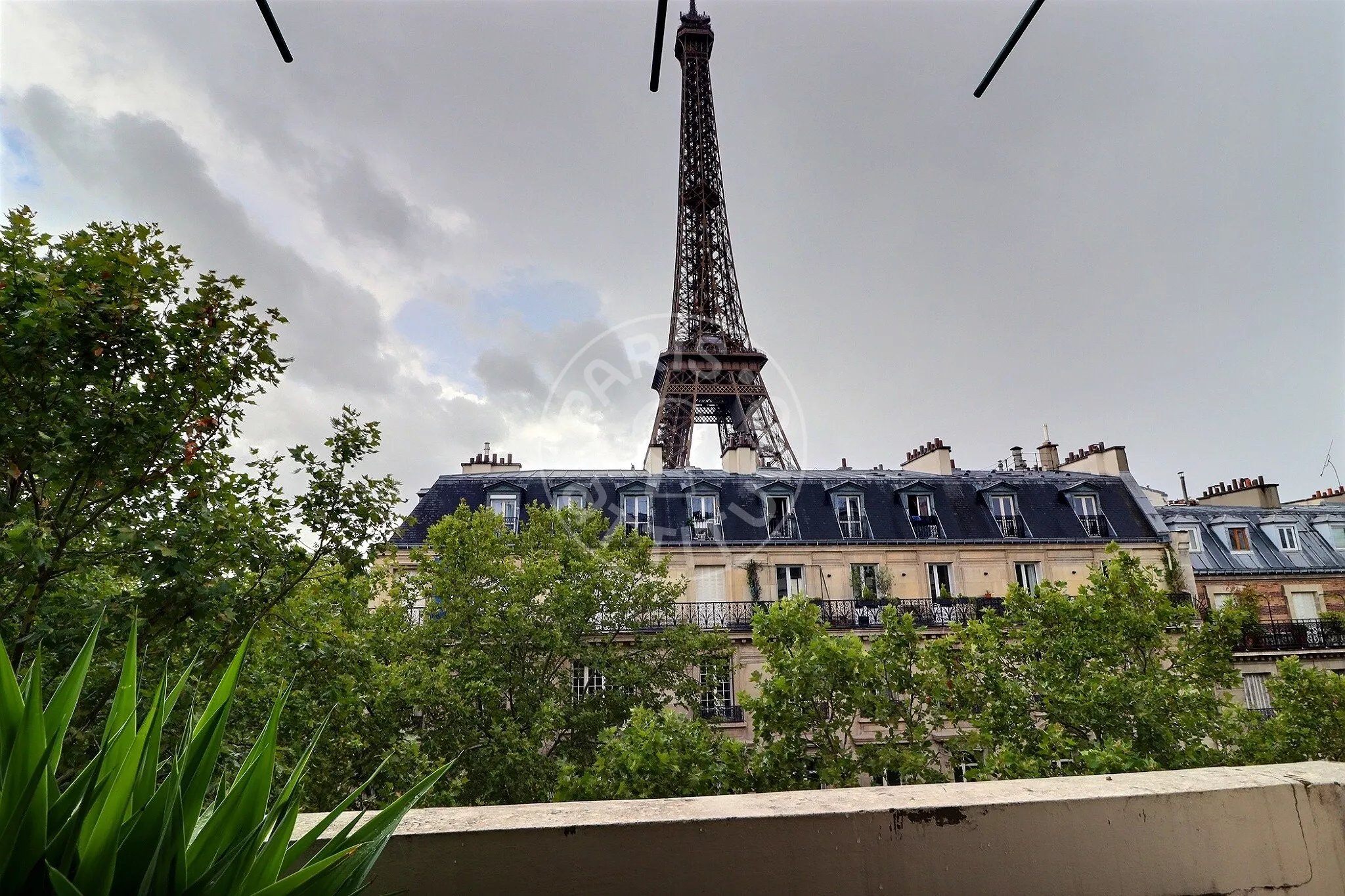 Appartement Avenue de la Bourdonnais à Paris