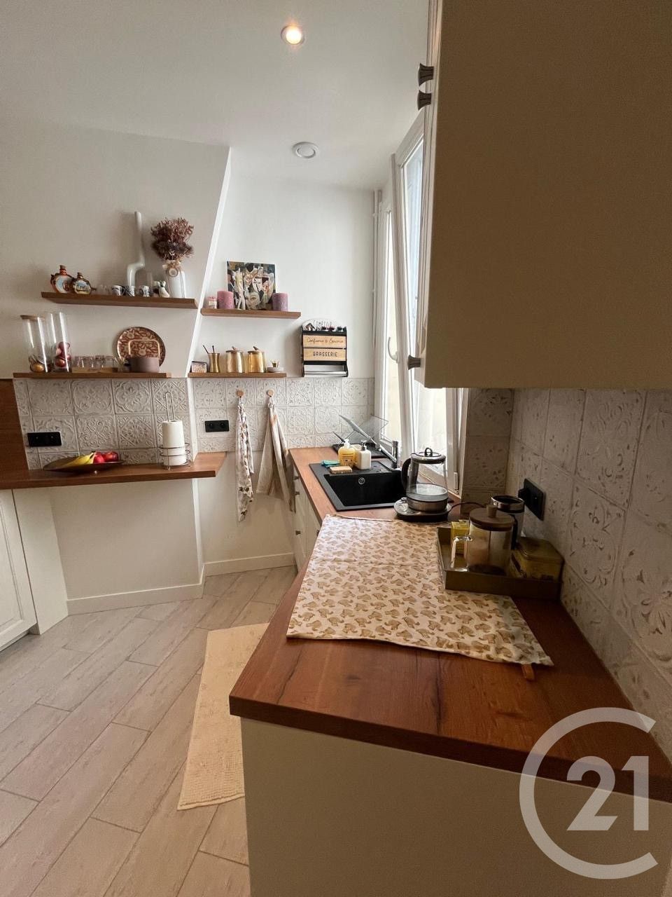 Flat Rue Bosio in Paris